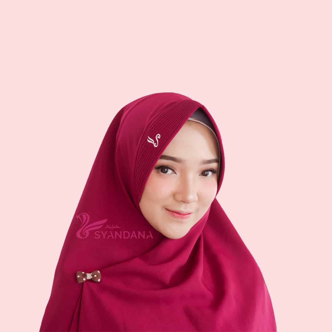  Jilbab  Bergo Gosya Magenta  Hijab Syandana