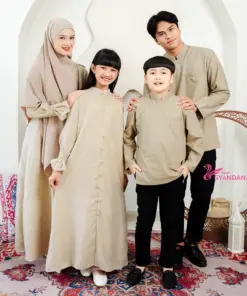 Alternative view of Beraya Dress Dewasa St Jardin dengan Premium Lining